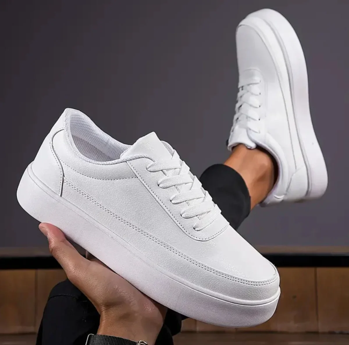Lage Heren Sneakers - Witte Casual Schoenen met Vetersluiting & Platte Zool - Afbeelding 3